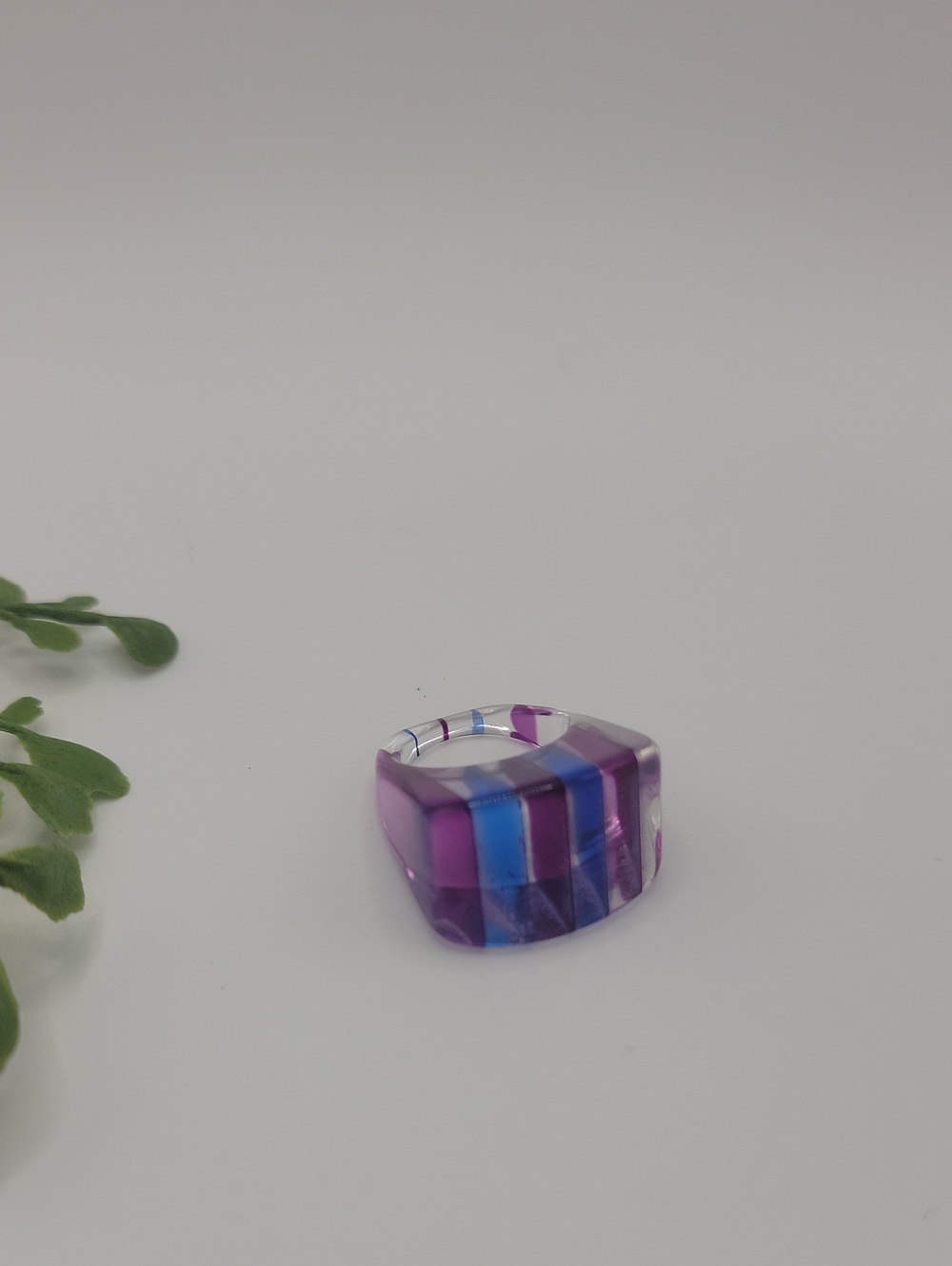 Vintage Striped Lucite Ring Purple and Blue   Size 6